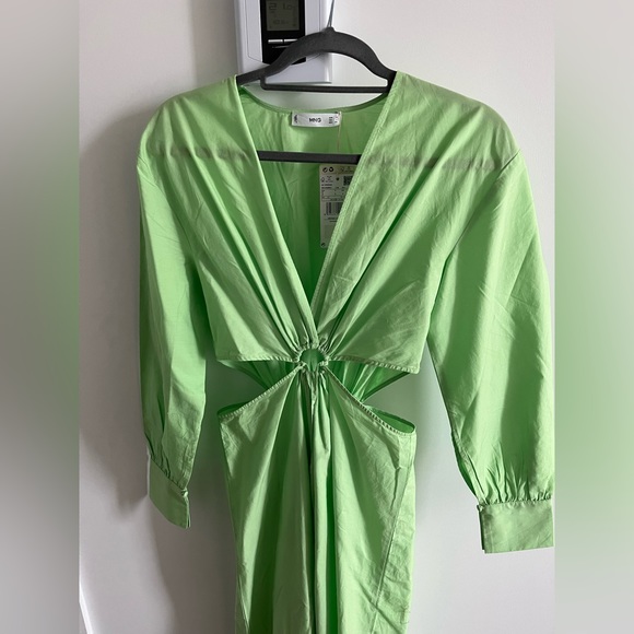 Mango long sleeve green cut-out dress in size S/US 4. NWT. - Picture 4 of 5